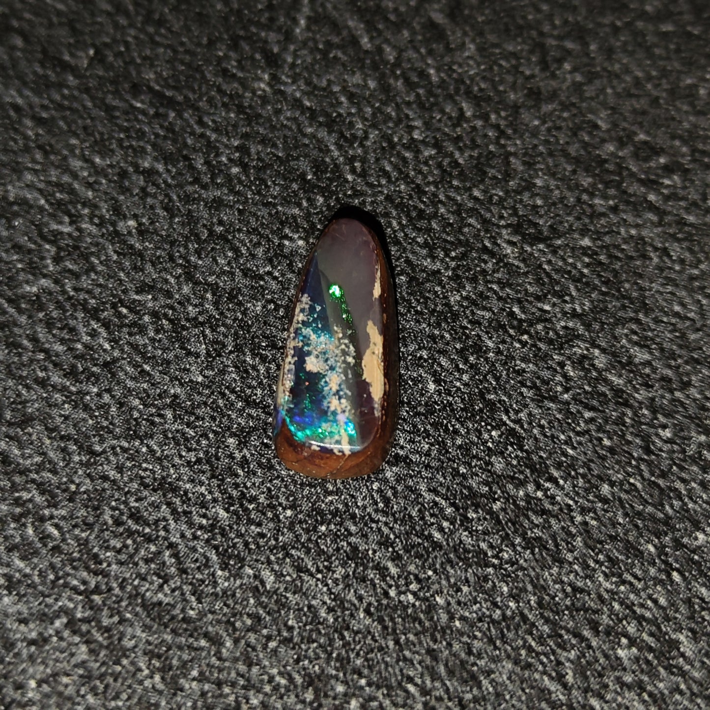 Opale boulder Australie 3,90ct