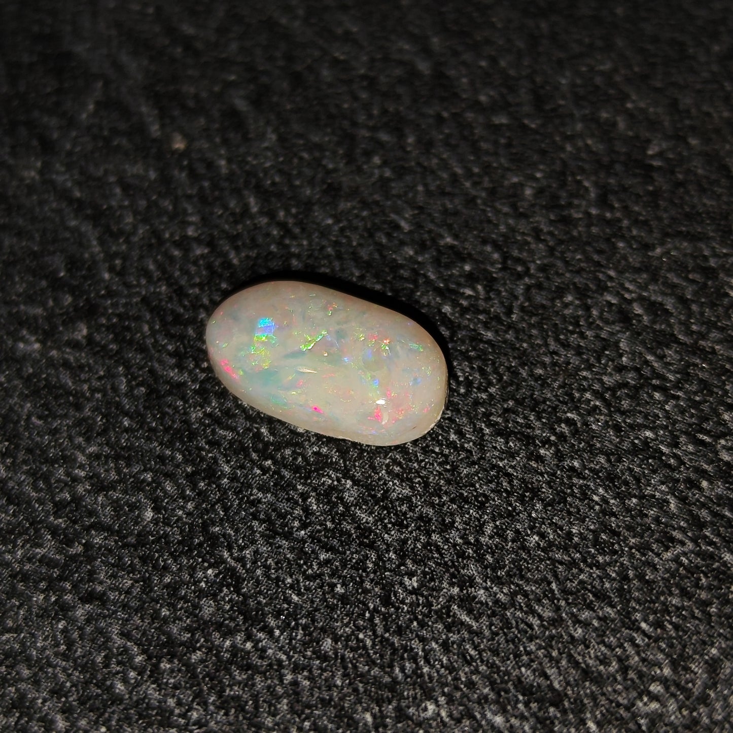 Opale blanche Australienne 2,25ct