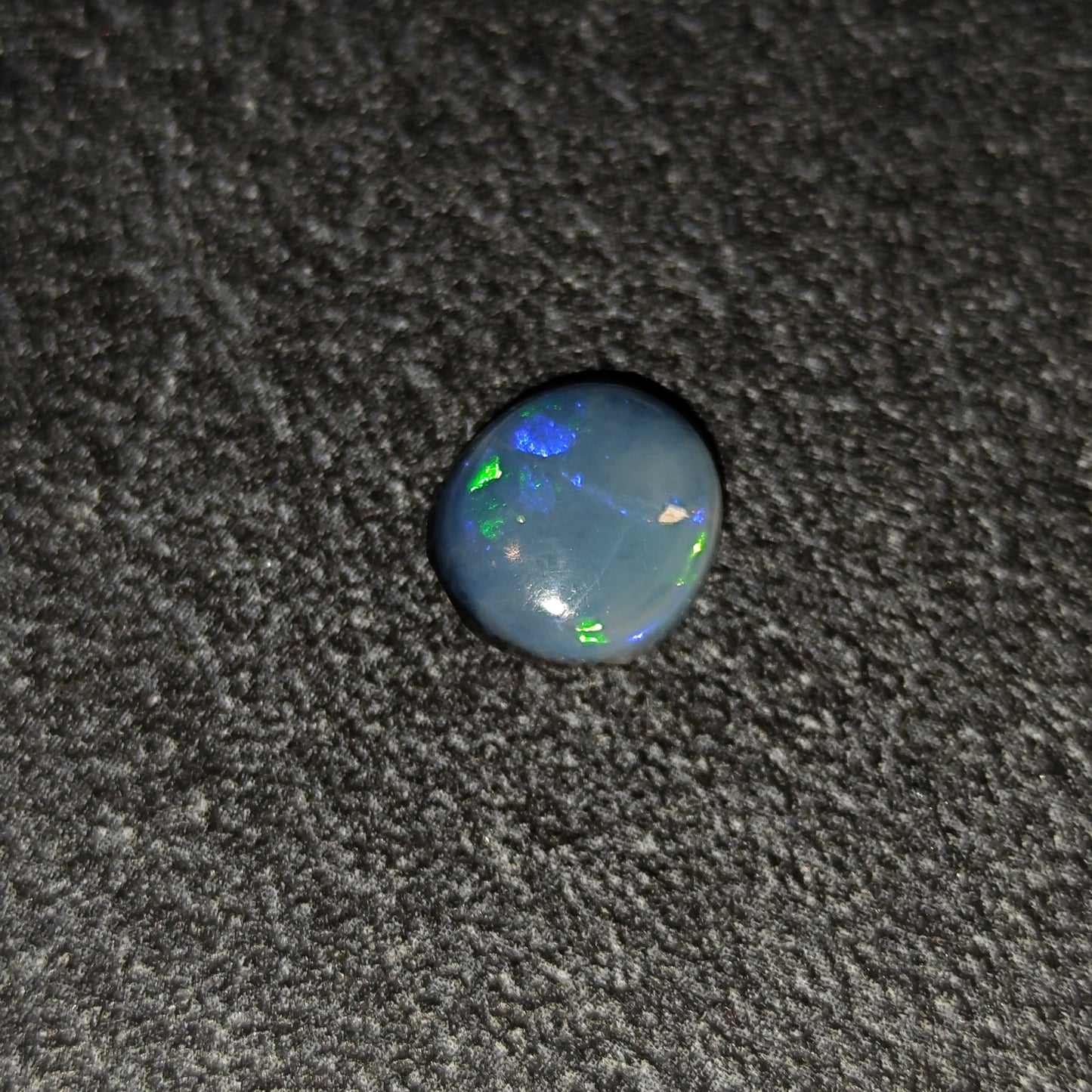 Opale noire Australienne 2,25ct