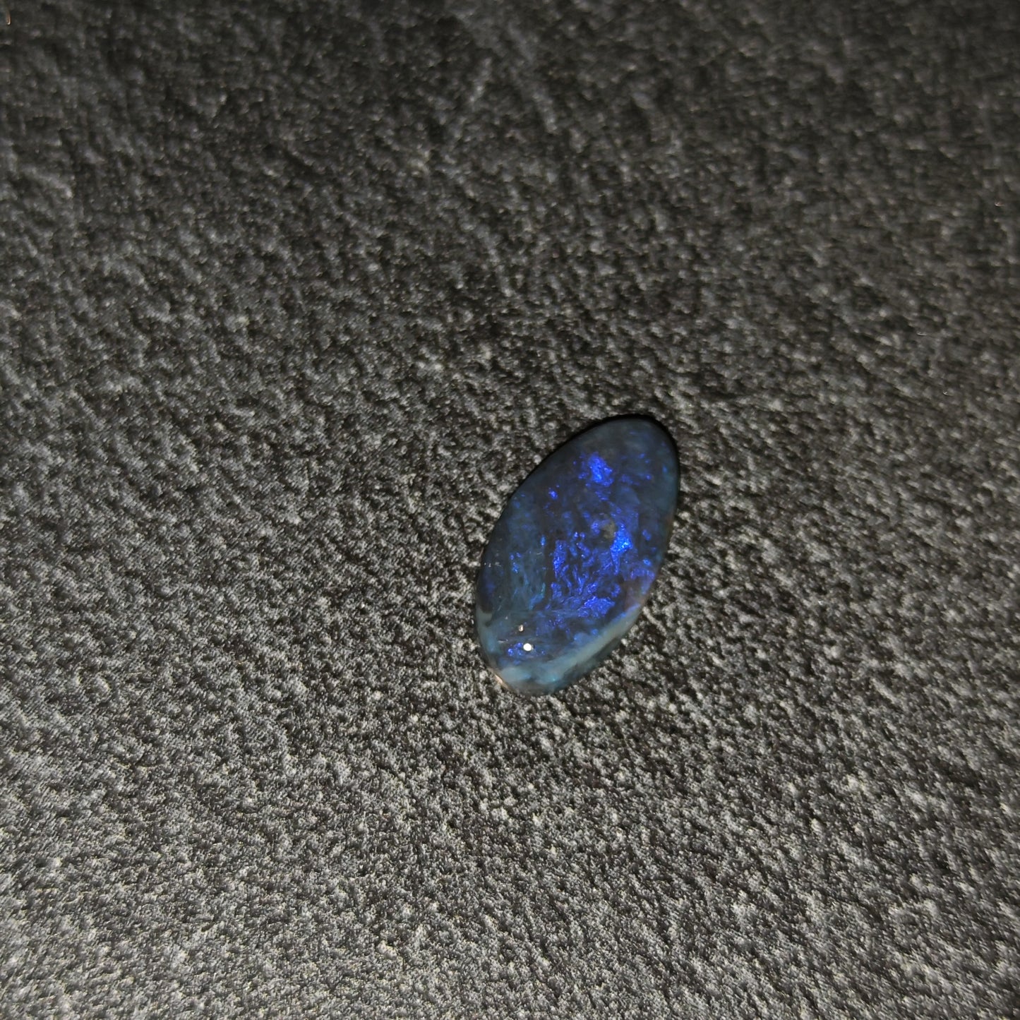Opale noire Australienne 2,15ct